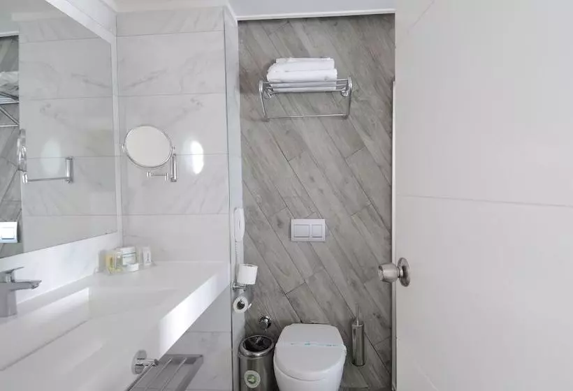 Отель Gold Island Selected