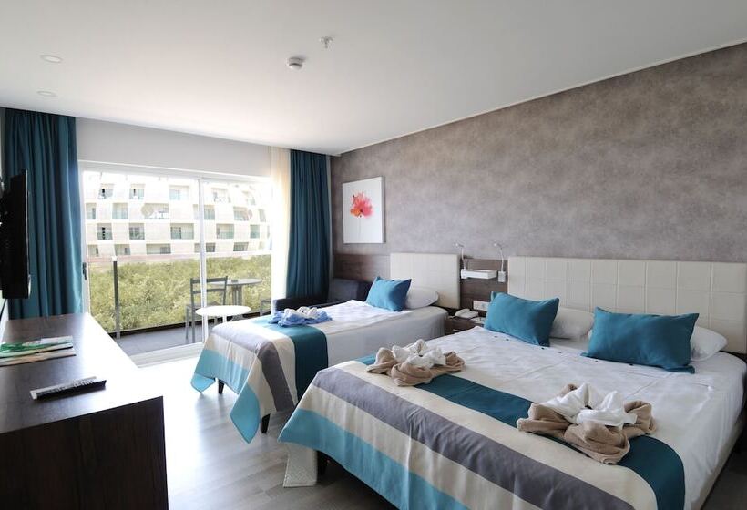 Отель Gold Island Selected