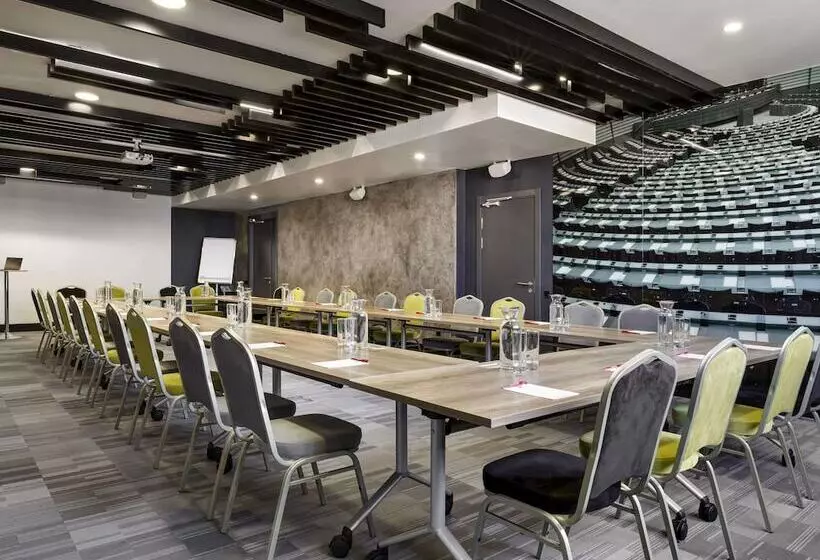 هتل Ibis Kyiv City Center