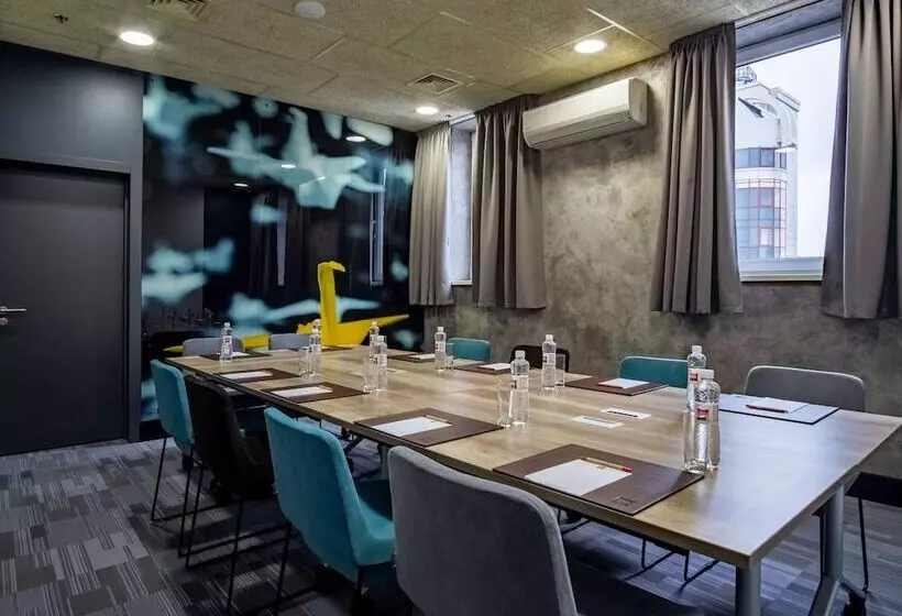 Szálloda Ibis Kyiv City Center