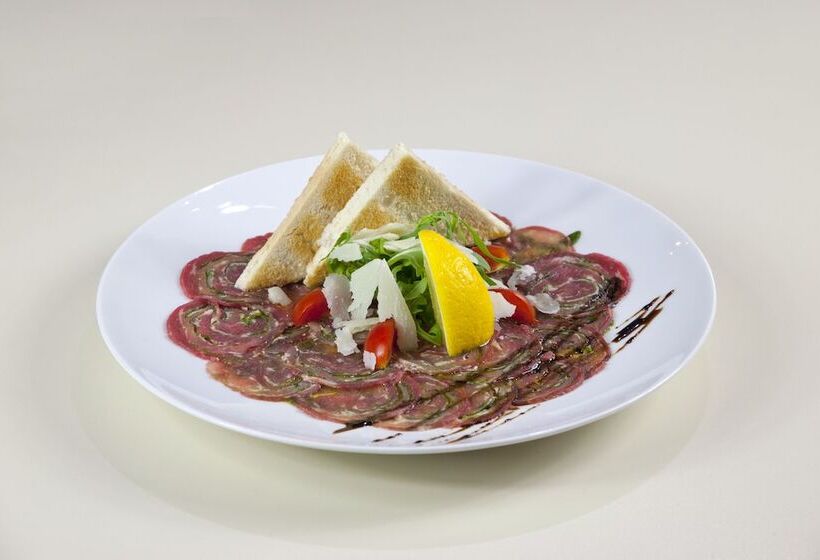 هتل Ibis Kyiv City Center