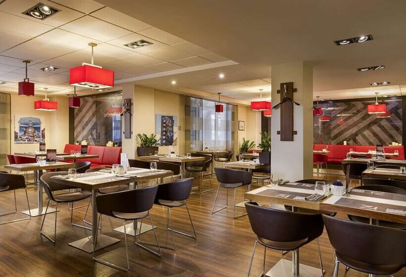 هتل Ibis Kyiv City Center