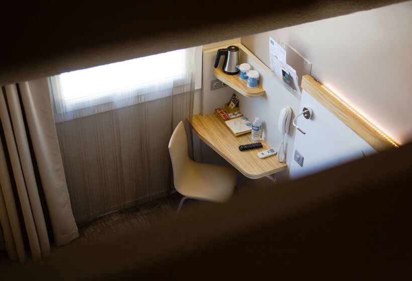 فندق Kyriad Montpellier Sud   A709