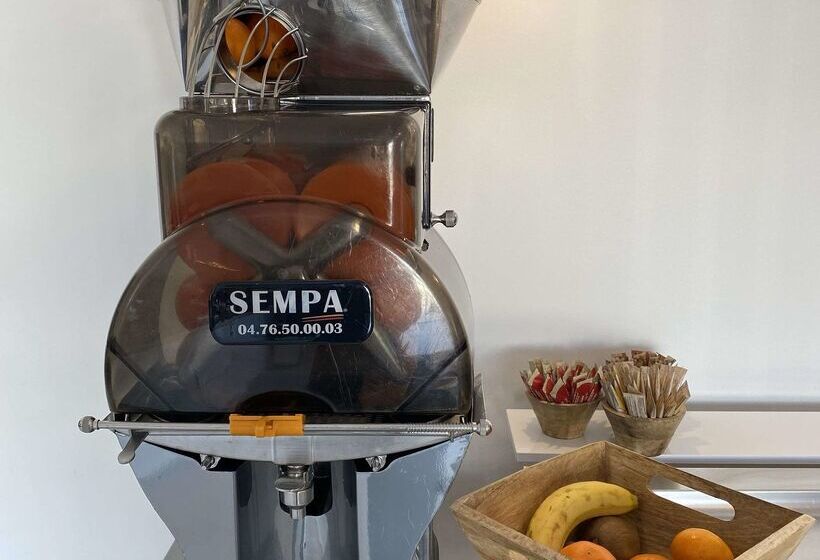 فندق Kyriad Montpellier Sud   A709