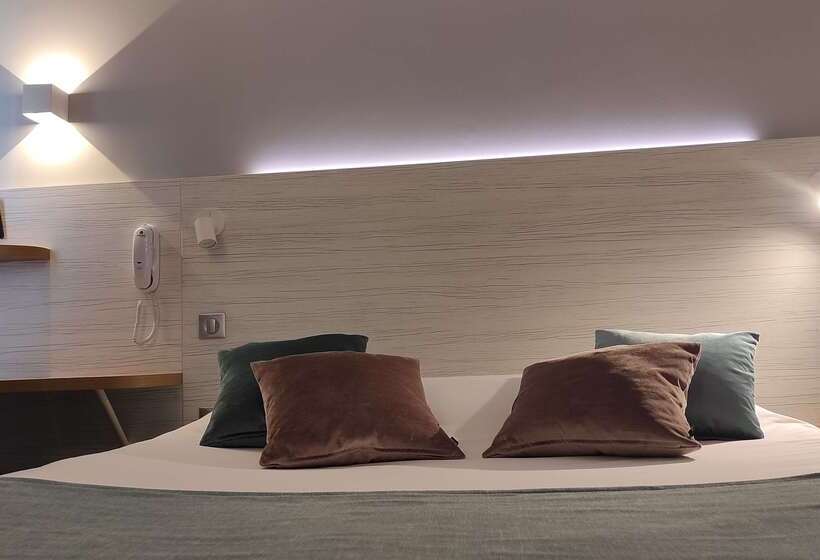 فندق Kyriad Montpellier Sud   A709