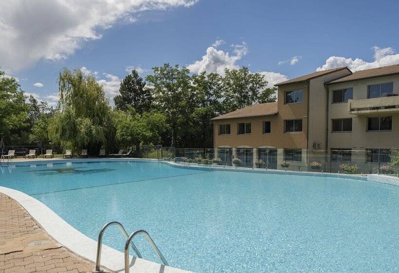 Logis Hotel Restaurant Spa Les Oliviers