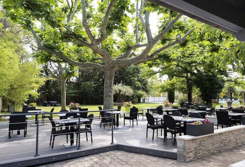 Logis Hotel Restaurant Spa Les Oliviers