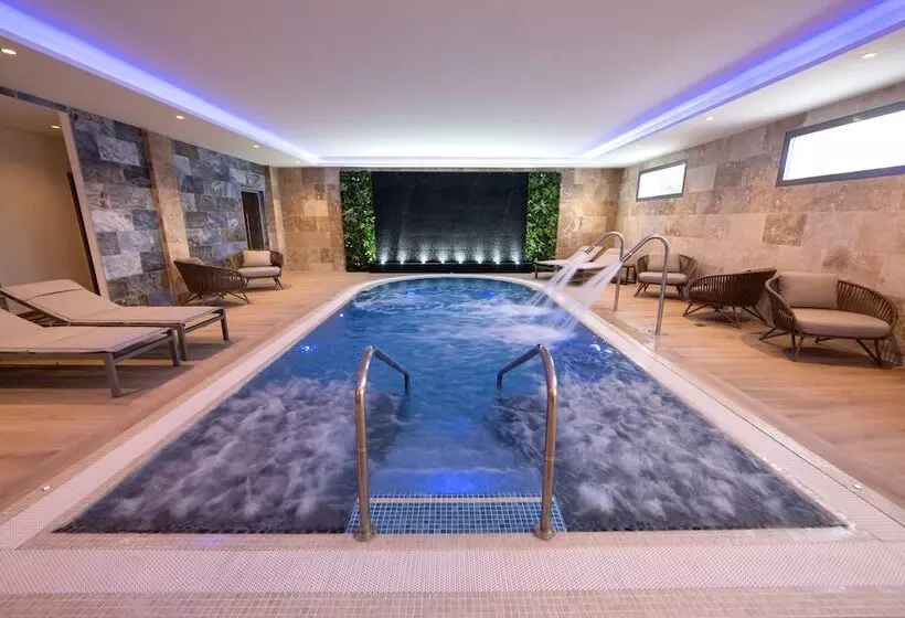 Logis Hotel Restaurant Spa Les Oliviers