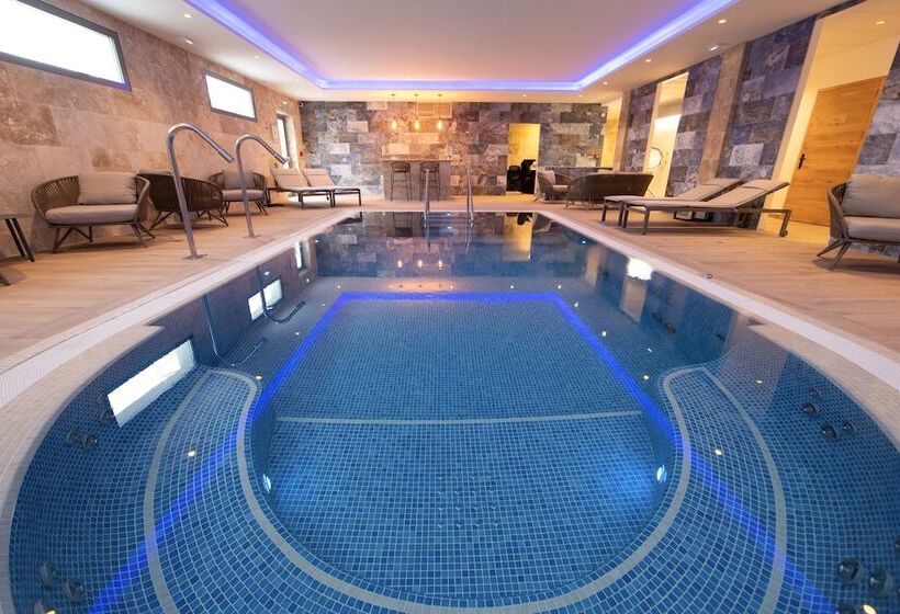 Logis Hotel Restaurant Spa Les Oliviers