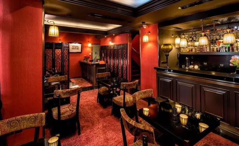 Maison Grecque Hotel Extraordinaire