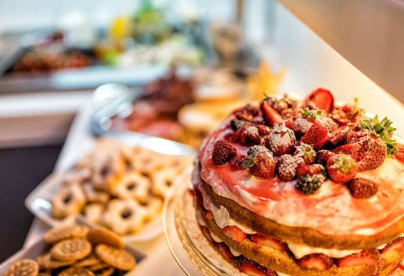 Maison Grecque Hotel Extraordinaire