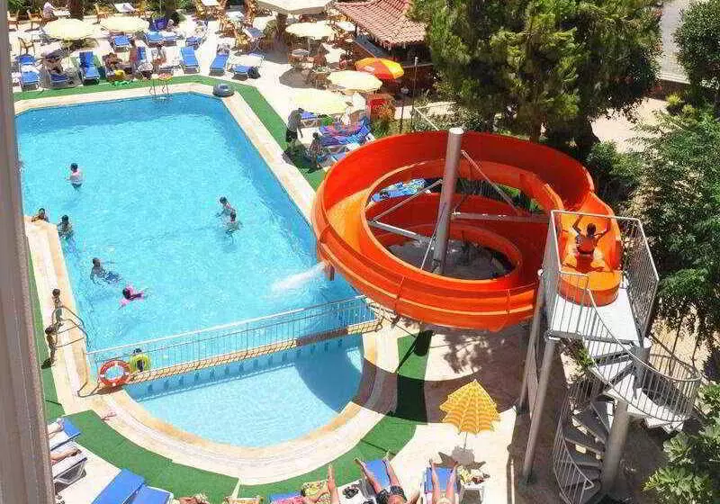 ホテル Primera  & Apart