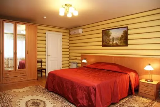 هتل Sosnoviy Bor Guest House