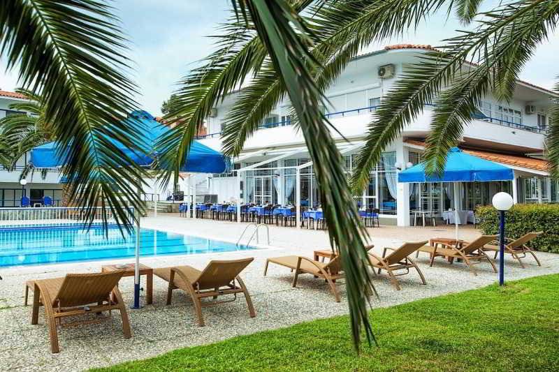 Hotelli Xenios Port Marina