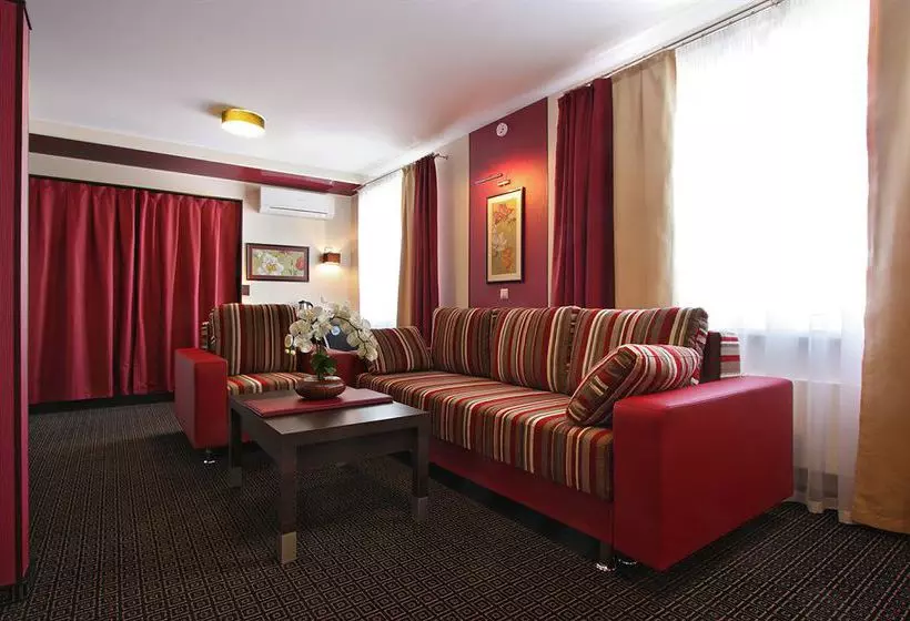 Liner Airporthotel Ekaterinburg