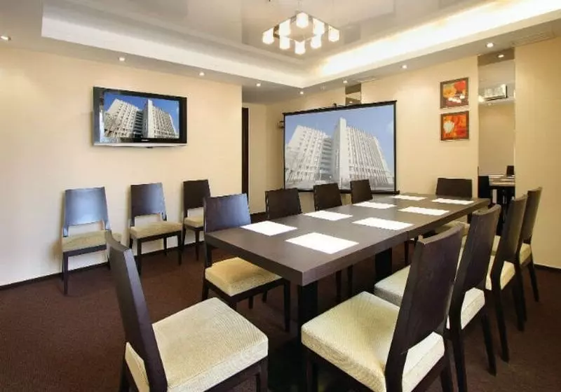 Liner Airporthotel Ekaterinburg