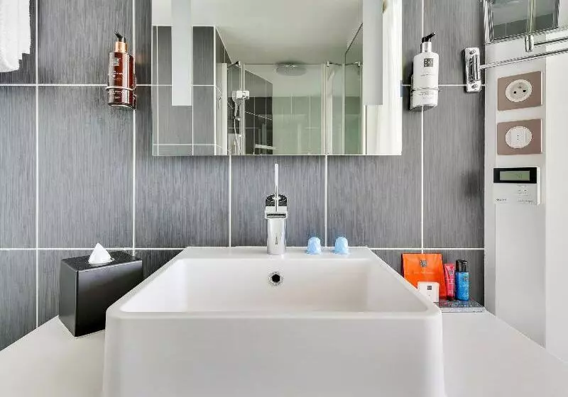 Novotel Suites Paris Issy Les Moulineaux