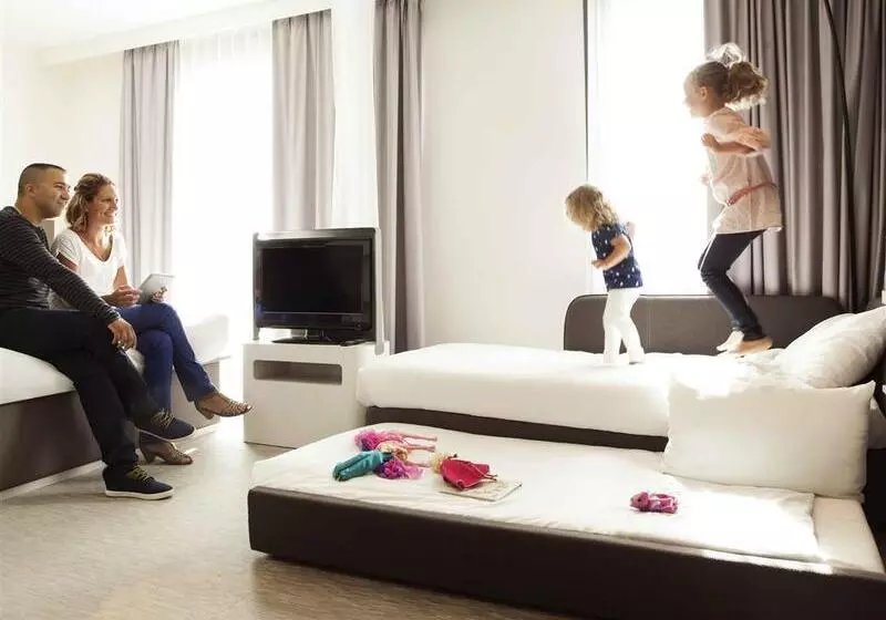 Novotel Suites Paris Issy Les Moulineaux