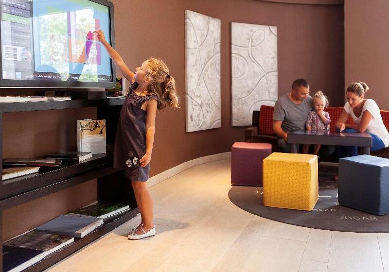 Novotel Suites Paris Issy Les Moulineaux