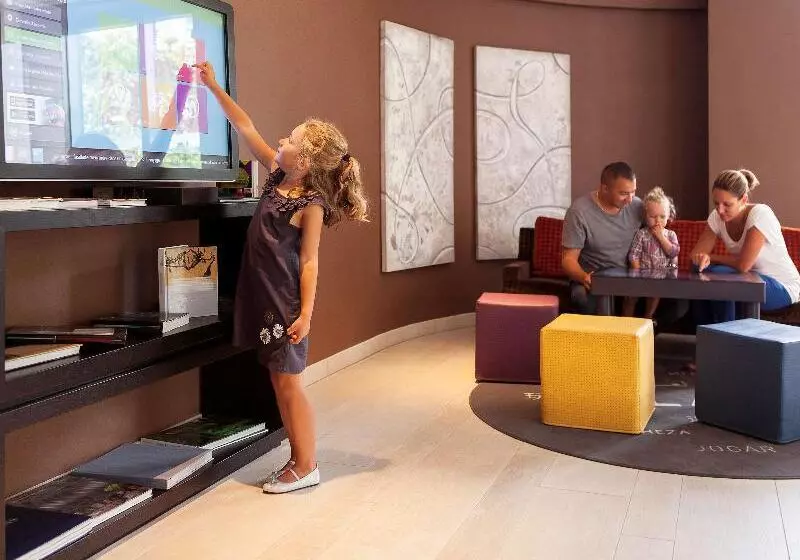 Novotel Suites Paris Issy Les Moulineaux