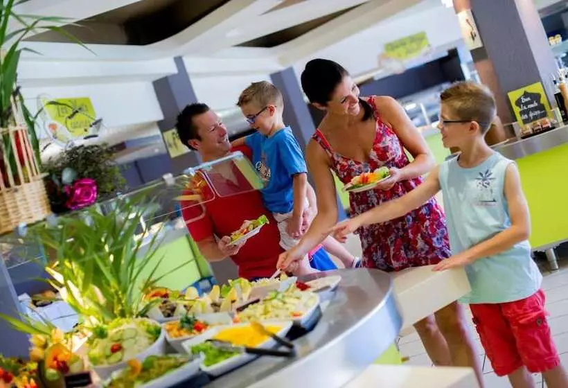 اقامتگاه Le Village Des Isles