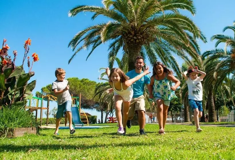 اقامتگاه Le Village Des Isles