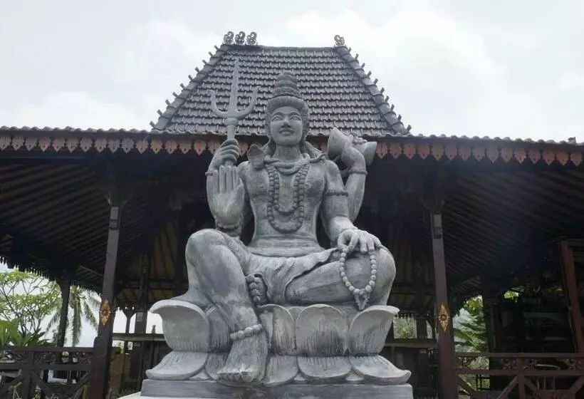 Aamiaismajoitus (B&B) D’kailash Retreat