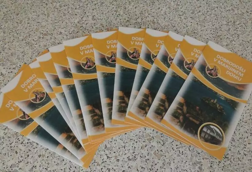 تختخواب و صبحانه Marijin Dom   Retreat House