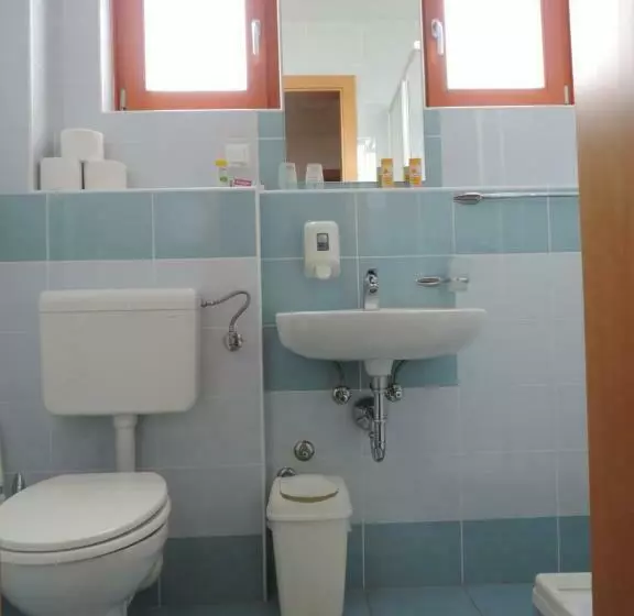 تختخواب و صبحانه Marijin Dom   Retreat House