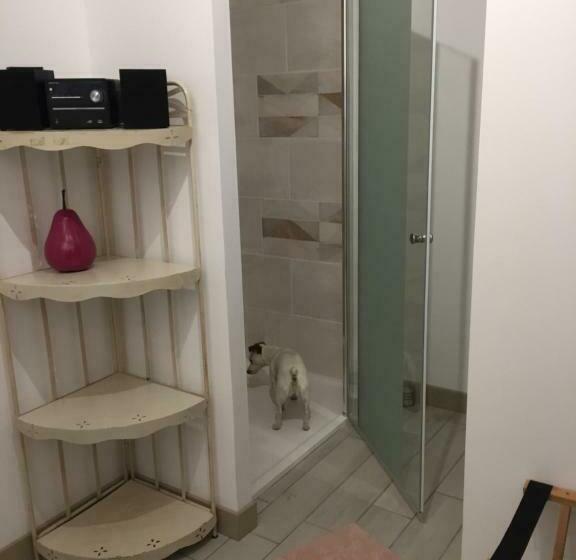 צימר Sous La Tour