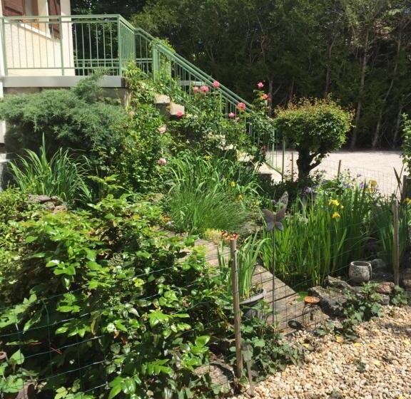 צימר Sous La Tour