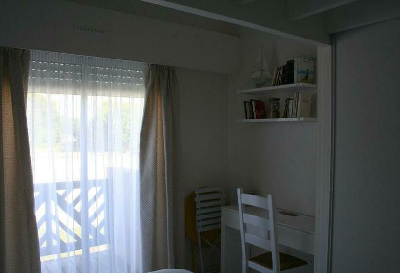 צימר Villa Helianthe