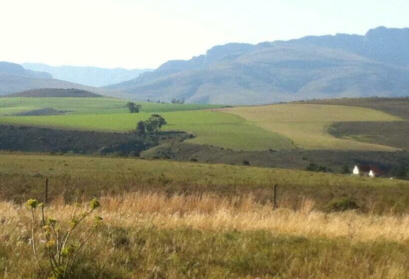 בית מלון כפרי Bare Necessities, Nudist Only Venue Naturist, Clothes Free