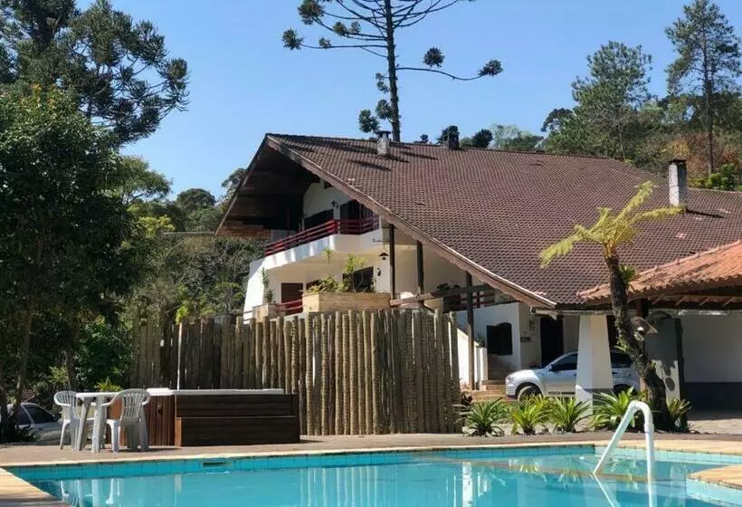 Hotelli Casa Alpina