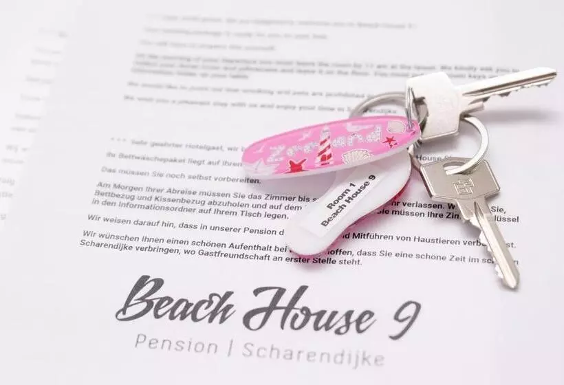 Majatalo Beach House 9