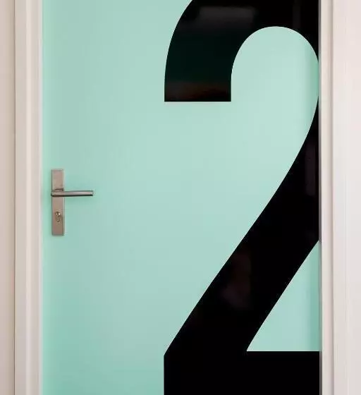 Majatalo Beach House 9