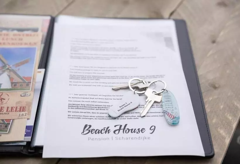 Majatalo Beach House 9