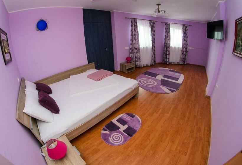 پانسیون Casa Liana