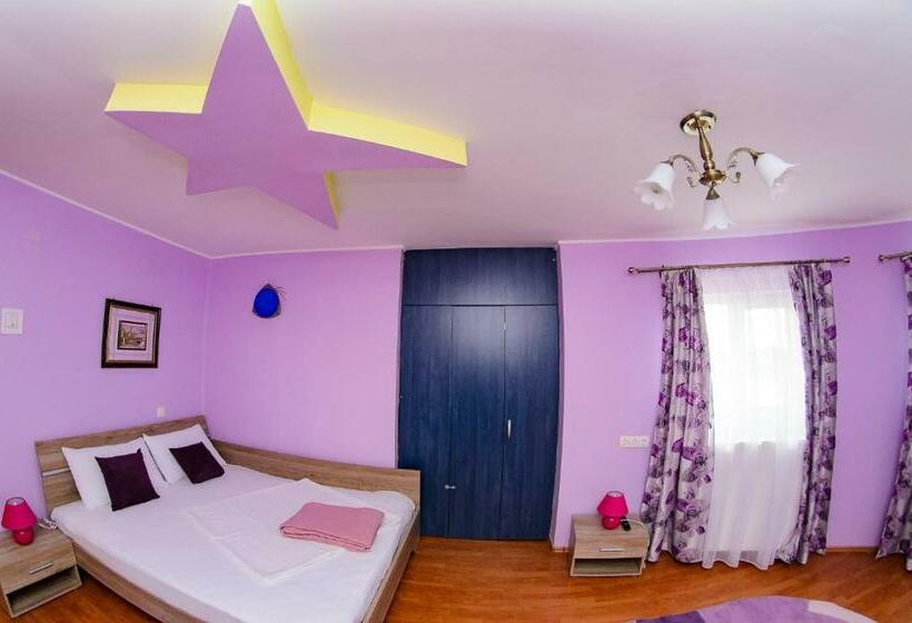 پانسیون Casa Liana