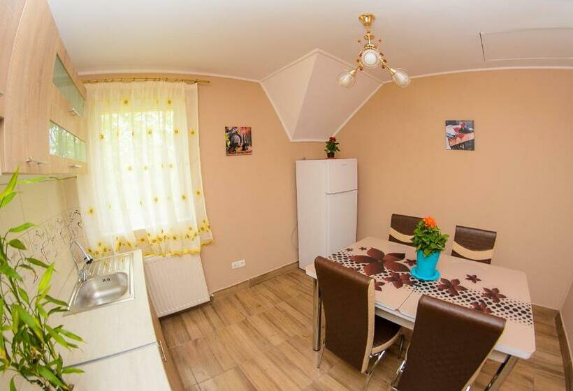 پانسیون Casa Liana