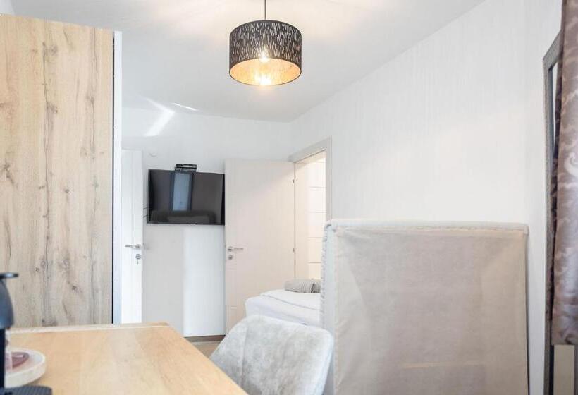 بنسيون Casa Plus