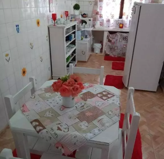 پانسیون Chalé Pinheiro Velho