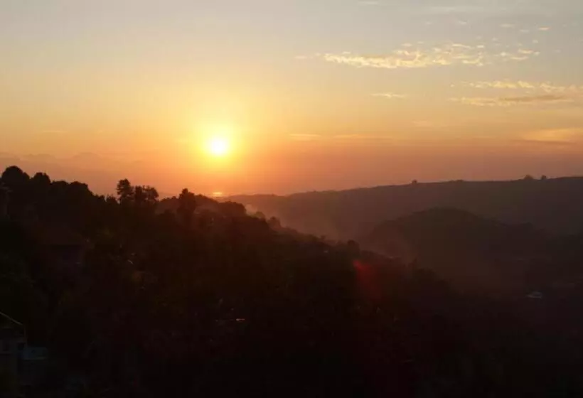 Majatalo Munduk Panorama