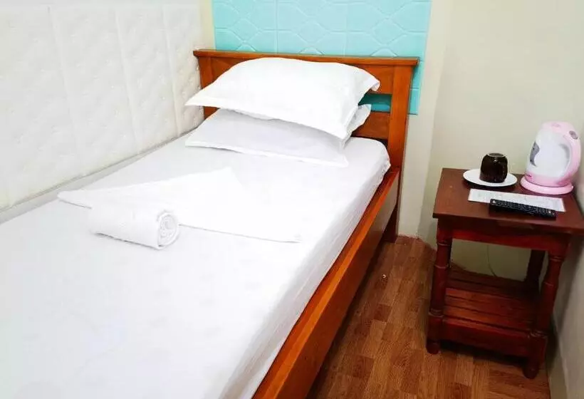 Reddoorz At D128 Lodge Cagayan Valley