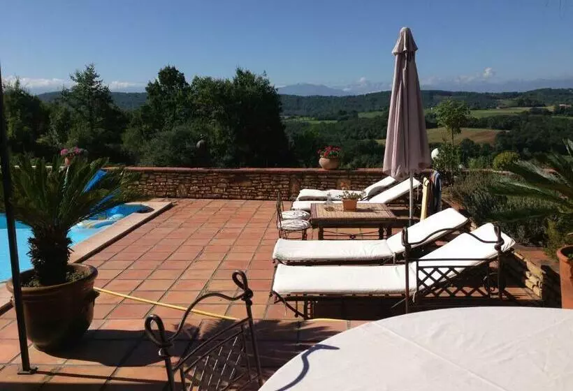 Aamiaismajoitus (B&B) Annie Chambres Hôtes