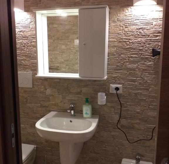 تختخواب و صبحانه I Marchesi Del Grillo   Vicinanze Stazione, Campus, Policlinico