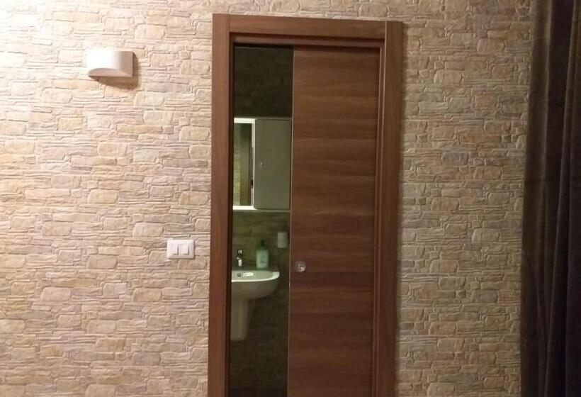 تختخواب و صبحانه I Marchesi Del Grillo   Vicinanze Stazione, Campus, Policlinico