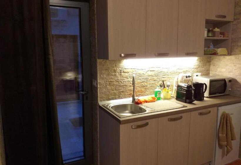 تختخواب و صبحانه I Marchesi Del Grillo   Vicinanze Stazione, Campus, Policlinico