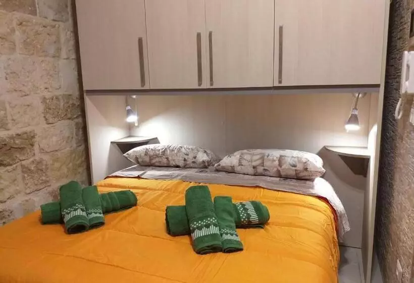 تختخواب و صبحانه I Marchesi Del Grillo   Vicinanze Stazione, Campus, Policlinico