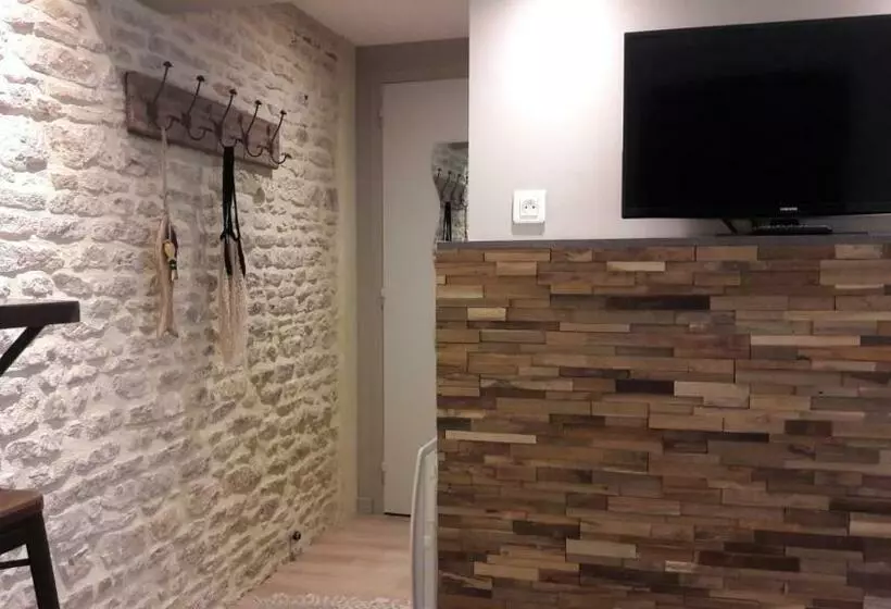 Aamiaismajoitus (B&B) La Chambre ô Z Amis